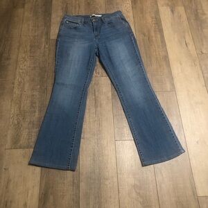 Levi womens Jeans 10 505 boot cut mid rise blue medium wash denim pants